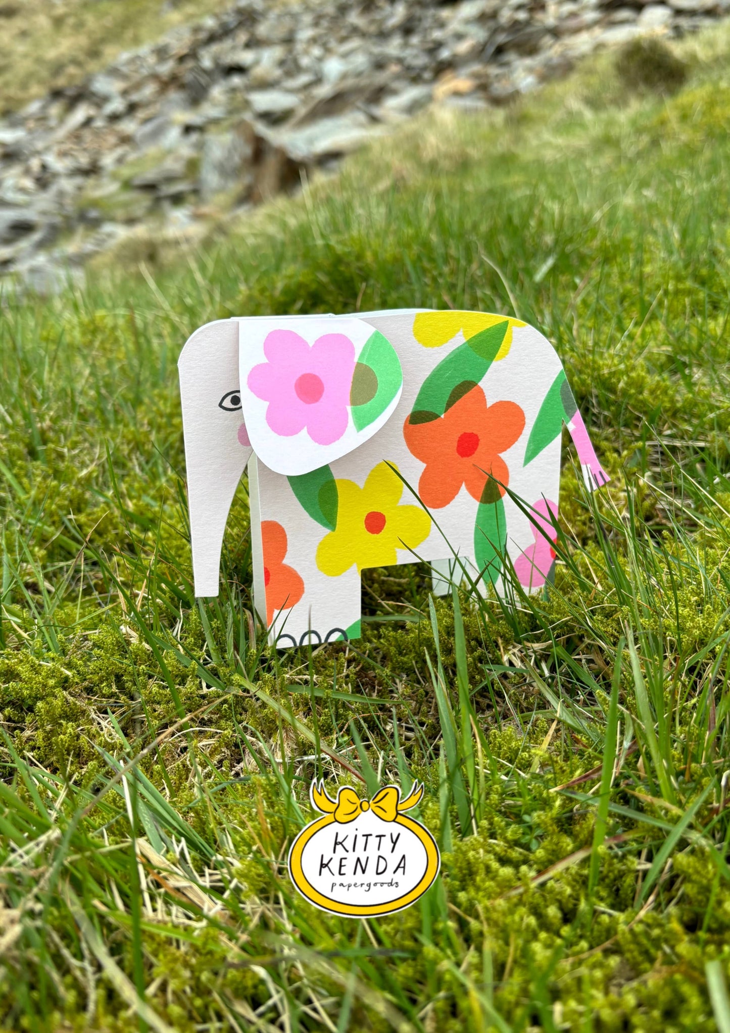 Kitty Kenda Papergoods - Gestreifter Elefant A6 Stehende Luxus-Ökokarte