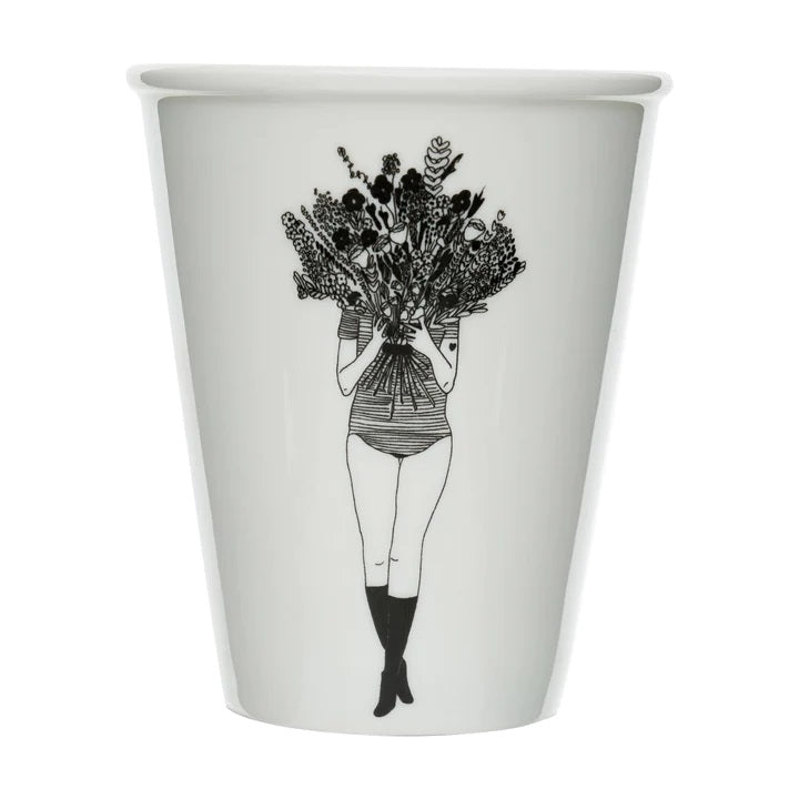 Helen B Cup Frau mit Blumen