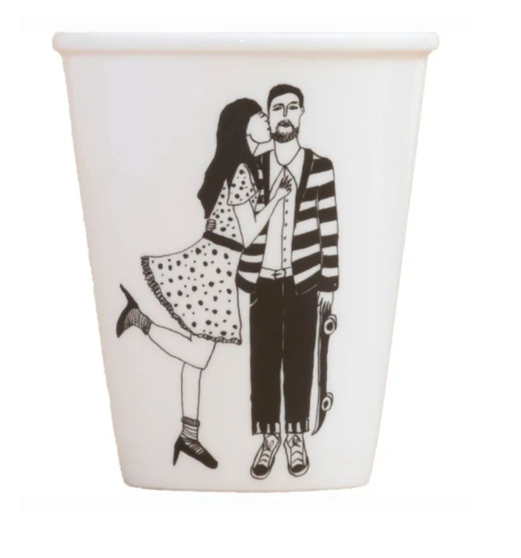 Helen B Cup Kuss