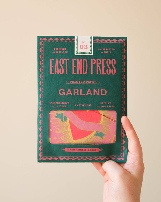 East End Press - Girlande mit aufgenähten Herzen