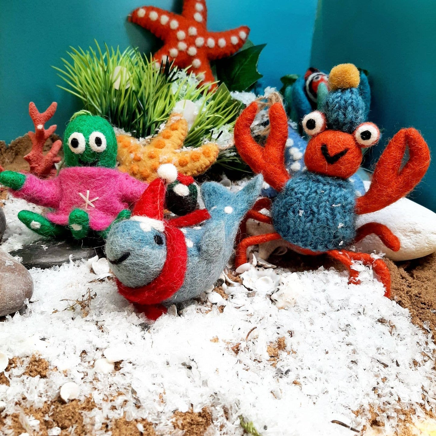 Felt So Good - Handgefertigte Filz Sammy Schneekrabbe Weihnachtskrabben Dekoration