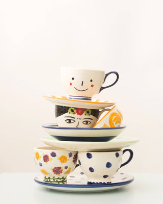 Really Nice Things - Suzannes Tasse mit Blumenmotiv